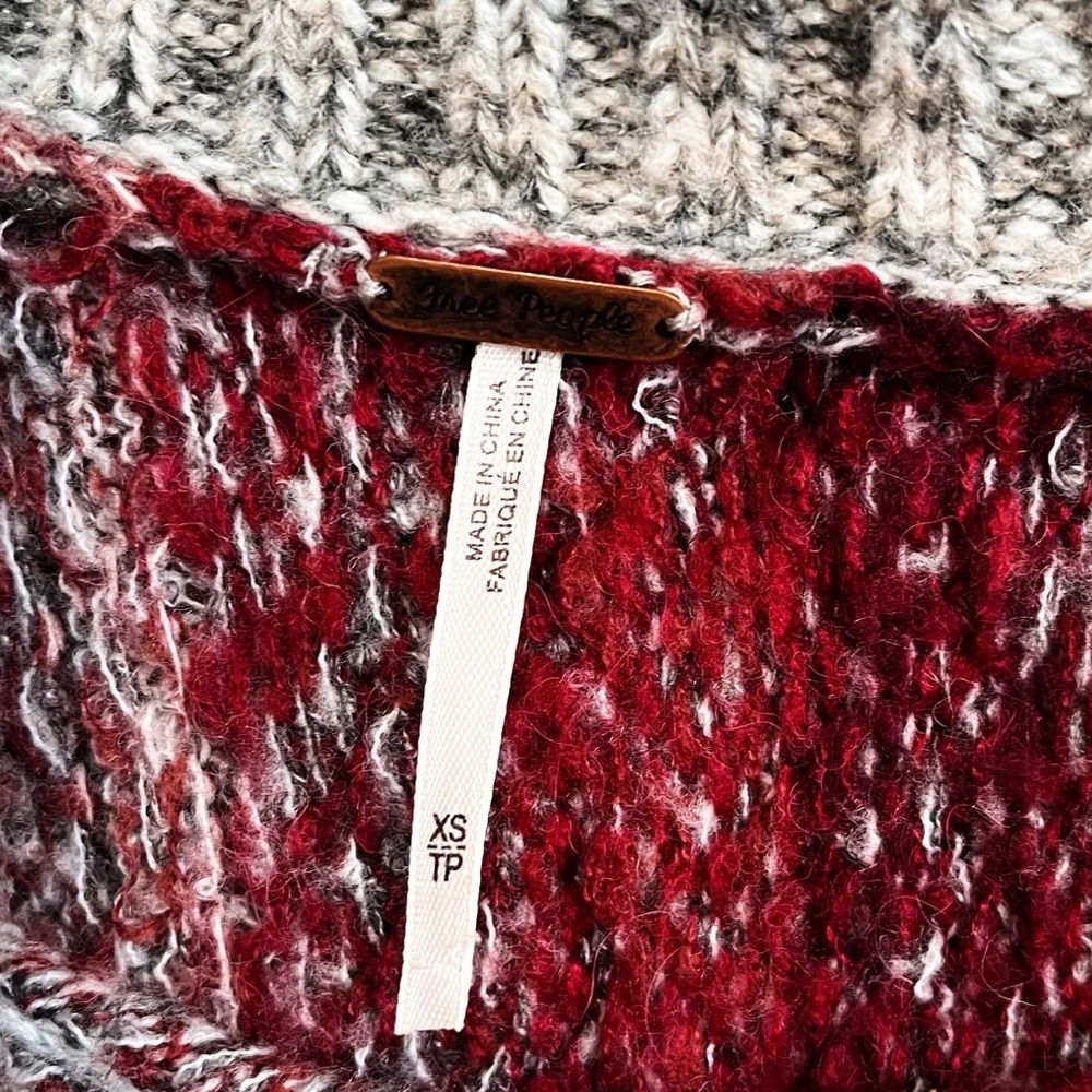 BOGO! Free People Willow Fair Isle Poncho Sweater Button Funnel Neck Size XS - Picture 10 of 10